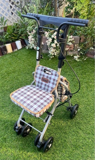シルバーカー　介護　コンパクト　中古品