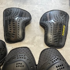 KOMINEバイク用プロテクター ブラック の画像
