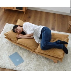 座椅子ハイバッグソファベージュの画像