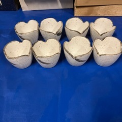 小鉢の画像