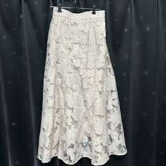 【限定値下げ中】オーガンジーオパール花柄フレアスカートtu523の画像