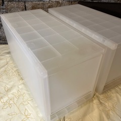 収納ケース 2個　プラスチックケース　CDケースの画像