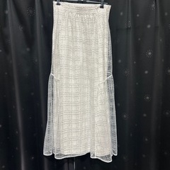 【タイムセール中】tu1029 スパンコールチェックチュールフレアスカート GRLの画像