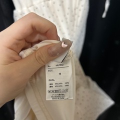 【限定値下げ中】ドットオフショルフリルリボンワンピース mb1602の画像