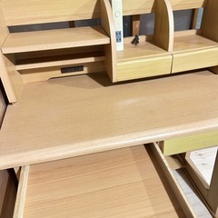 子供用にも👍学習机☘️美品✨ワークデスク　引き出し付きの画像