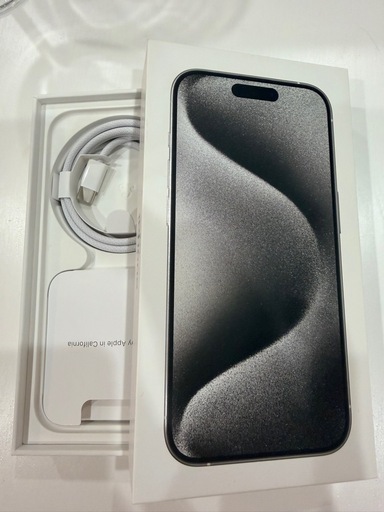 【付属品完備】iPhone15 Pro 256GB SIMフリー ホワイトチタニウム　価格交渉有