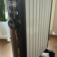 デロンギ マルチダイナミックヒーター MDHS12-BK 10畳対応　動作良好　美品の画像