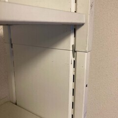 ヨドコウAラック（天井突っ張り型の本棚）の画像