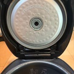 炊飯器
の画像