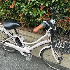 東京23区配達無料🌈新基準 ヤマハ　パスアミ　ami 8.7Ah リチウム 電動自転車 中古　BS 5246の画像