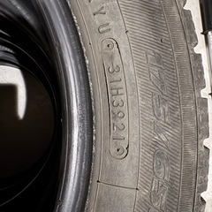 スタッドレス 175/65R15 トーヨー オブザーブ GARIT GIZ の画像