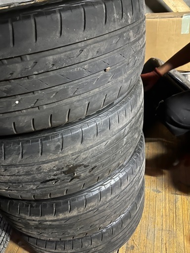 お値下げしました?‍♀️215/45/17ホイール?ゴールド✨