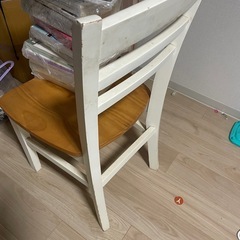 椅子の画像