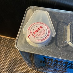 ヤマハ船外機2サイクルオイル4リットル缶新品の画像