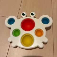 プッシュポップ　指で押すおもちゃの画像