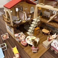 シルバニアファミリー お家 【 赤い屋根の大きなお家の画像