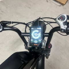 引き取り限定　動作品　電動アシスト自転車　カスタム　スーパー73 試乗可能　バッテリー24ahの画像