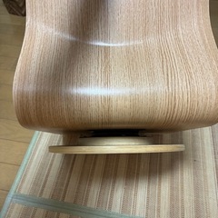 ニトリ 回転式座椅子の画像