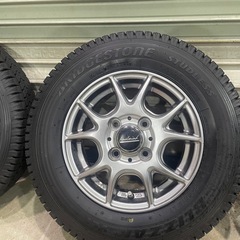 新品同様　　　145R12 8PR スタッドレス　ブリザックVL1  アクティバンと等の画像