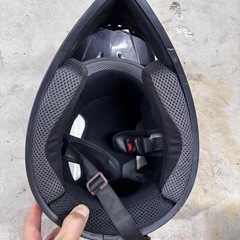 子供用オフロードバイクヘルメット（スパイダーマン柄）の画像