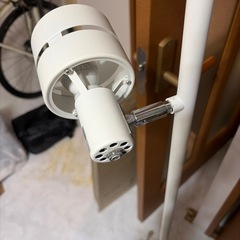 スタンドライト 白の画像