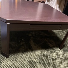 こたつテーブルの画像