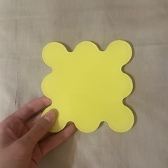コースター イエローの画像