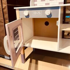 木製 おままごとキッチンの画像