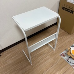 IKEAサイドテーブル
の画像