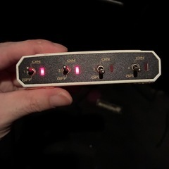 12V スイッチ付ソケット　2個の画像