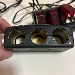 12V スイッチ付ソケット　2個の画像