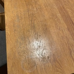 ダイニングテーブルの画像