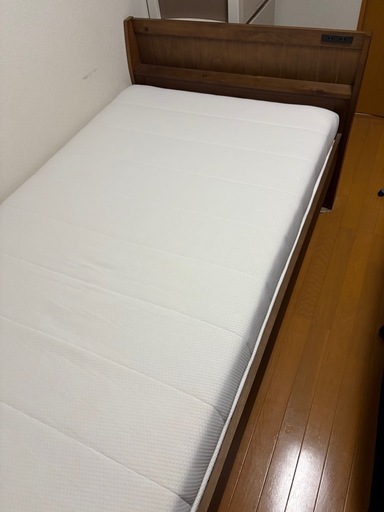 シングルベッド　フレーム　マットレス