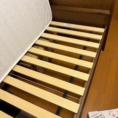 シングルベッド　フレーム　マットレスの画像