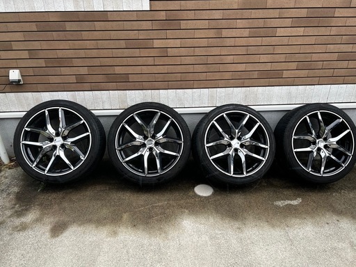 245/40/20 
タイヤホイールセット アルファード ヴェルファイア 30後期
