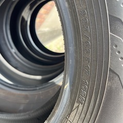 夏用タイヤ　ADVAN V03 4本セット　225/65R17の画像