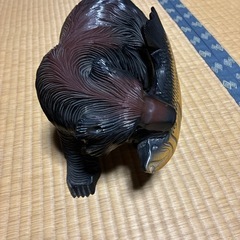 木彫りの熊の画像