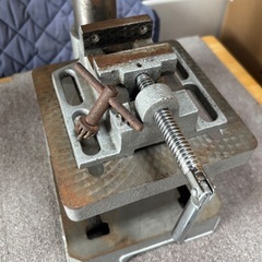 藤原産業 締め付け工具 卓上ボール盤SDP-300V ライトグレーUsed/良品の画像