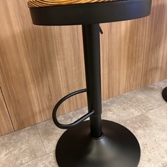未使用品　カウンターチェア　椅子　おしゃれ　昇降 回転 の画像