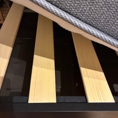 ZINUS メタル ベッドフレーム シングルの画像