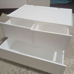 小物用引き出しの画像