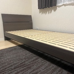 シングル　ベッドフレームの画像