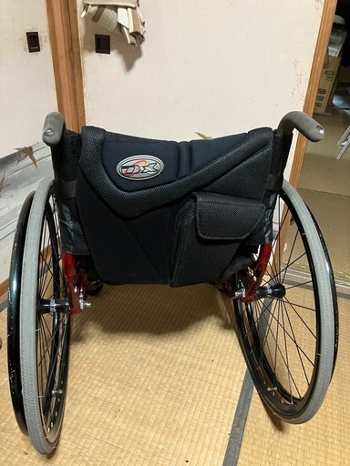OX製 アームレスト　折りたたみ　軽量　車椅子 車いす 車イス 自走式　アンダーネット松葉杖スロープも出品中です