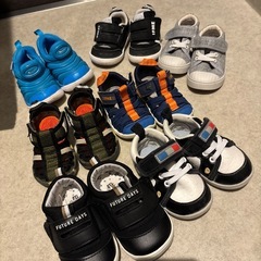 子供用くつの画像