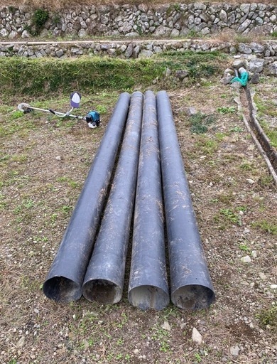 塩ビパイプ 排水パイプ×4本 長さ4メートル オスメスで連結可能な為、最大16メートル