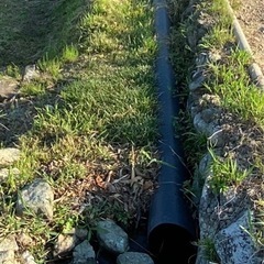 塩ビパイプ 排水パイプ×4本 長さ4メートル オスメスで連結可能な為、最大16メートル の画像