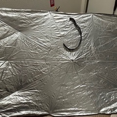 【お取引中】普通車用サンシェードの画像