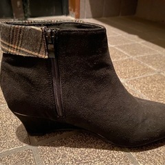 【新品✨】大人可愛いブーツの画像