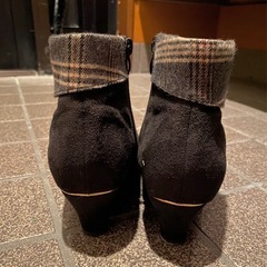 【新品✨】大人可愛いブーツの画像