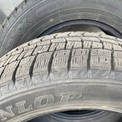 215/65R16 スタッドレスタイヤ　ダンロップWM02の画像